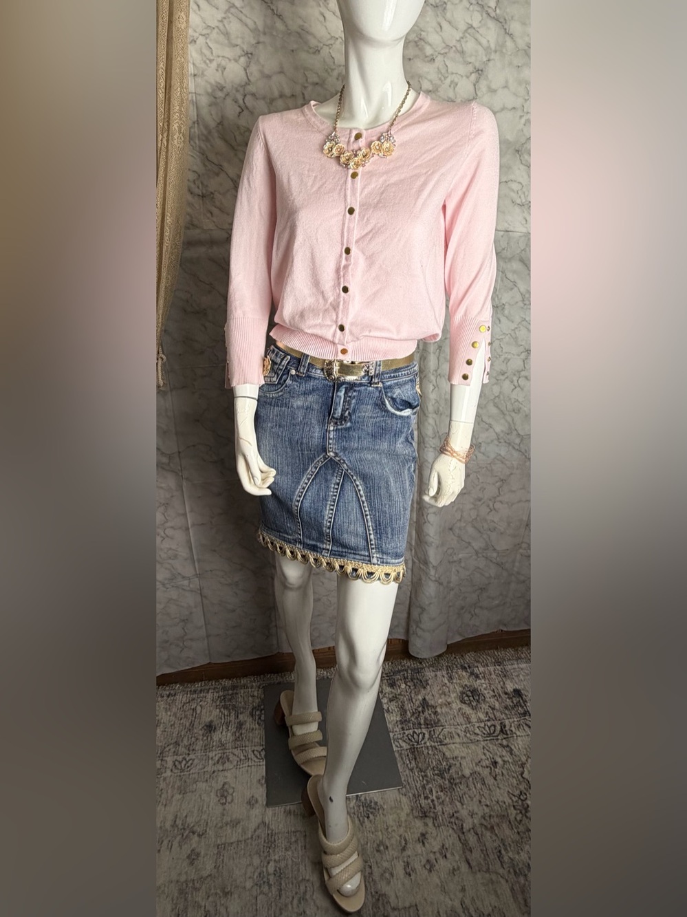 Soft Pink Gold Snap Button Cardigan Sweater M Romantic Preppy Versatile Classic - Picture 4 of 14
